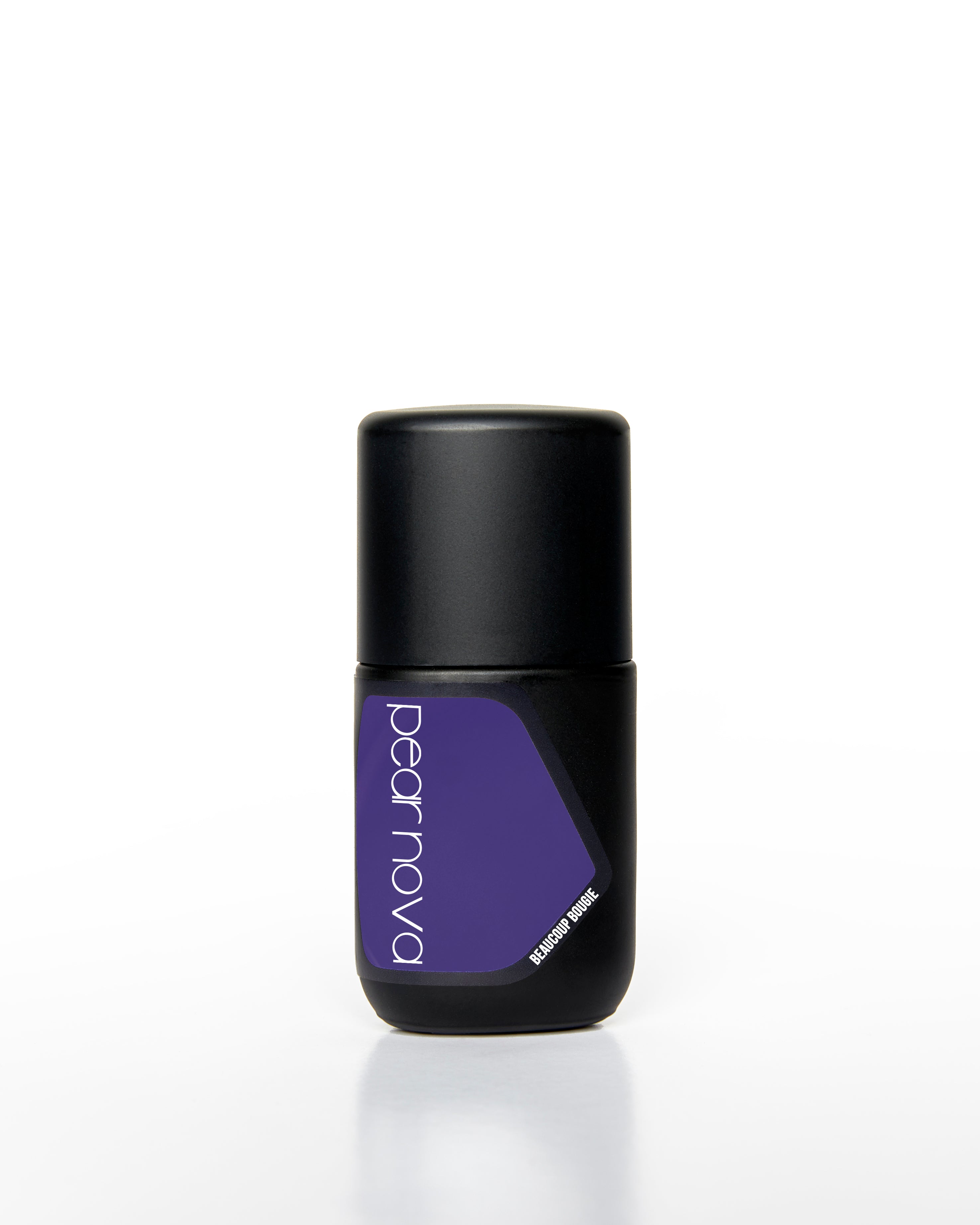 bottle of beaucoup bougie gel nail lacquer